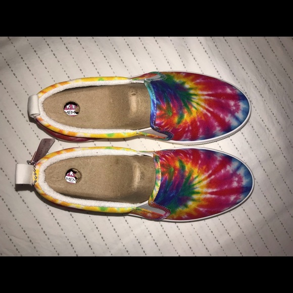 NWT Skechers Tie-Dye Sneakers Memory Foam. Sz. 9. - Picture 5 of 10